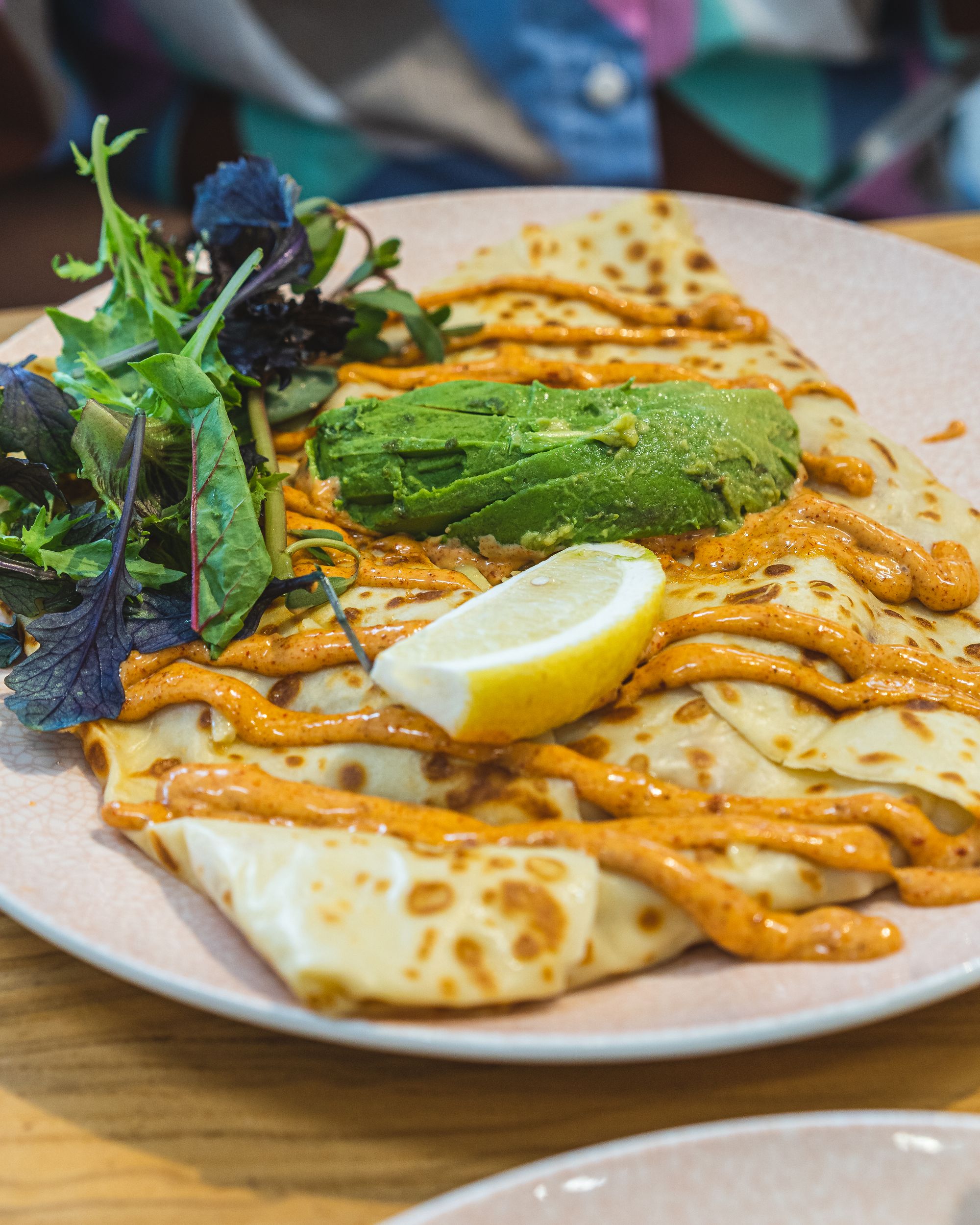 Crepe with avocado and lemon